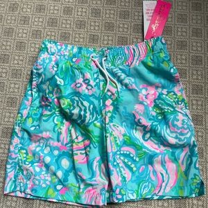 Lilly Pulitzer boys jr capri trunk size L (8-10)